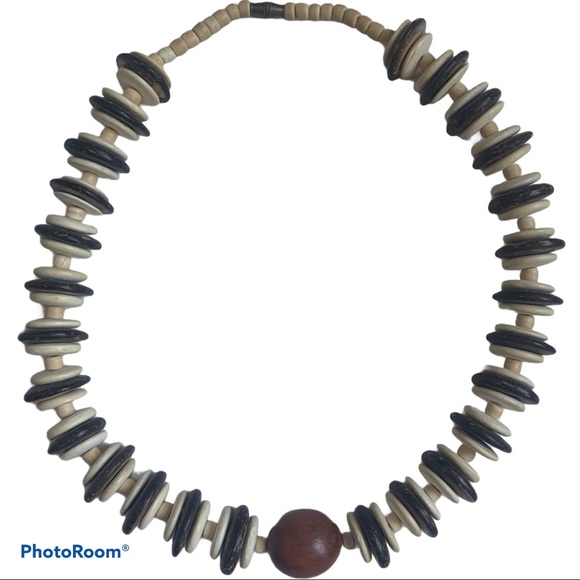 Vintage Brown Wood Bead Boho Necklace - Picture 3 of 10